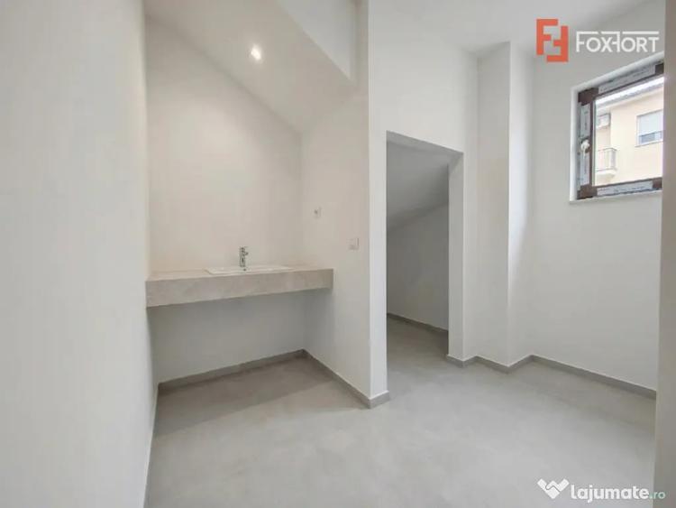 Casă cu 4 camere cu Teren 300 Mp în Giroc