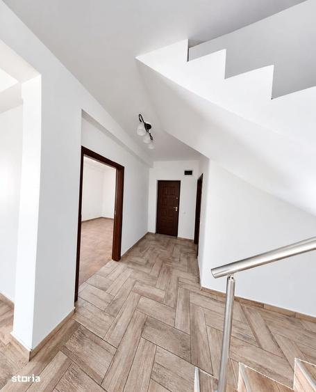 Casă cu 4 camere în Chiajna