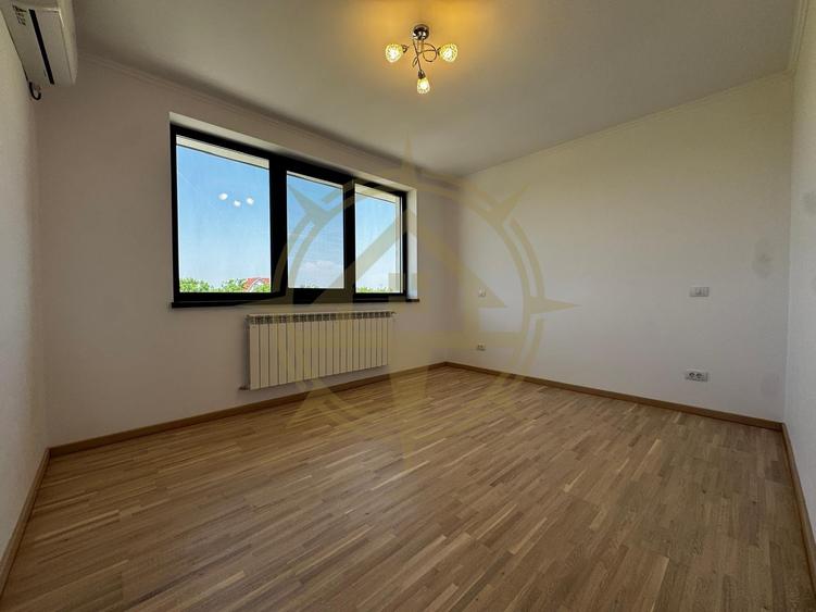 Casă cu 5 camere cu Teren 500 Mp în Dumbrăveni