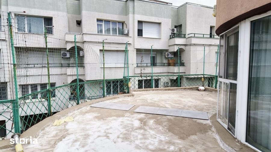Apartament cu 3 camere în Eminescu
