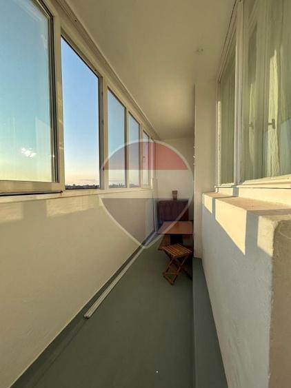 Apartament cu 2 camere semidecomandat, mobilat în P-ța Muncii