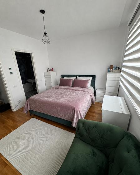 Casă cu 5 camere cu Canalizare în Central