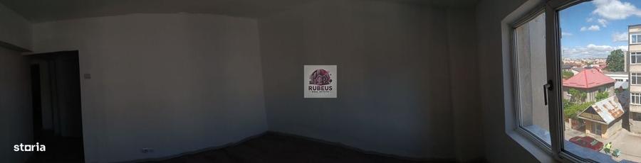 Apartament cu 4 camere în Gura Văii