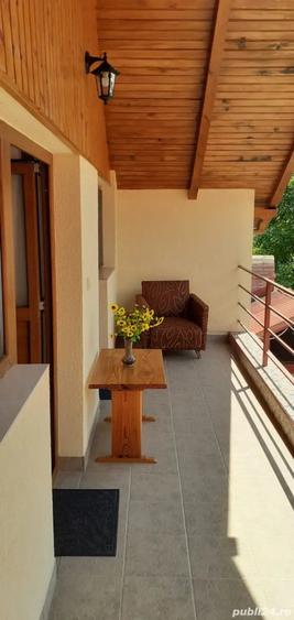 Casă cu 4 camere cu Teren 20 Mp în Băile Herculane
