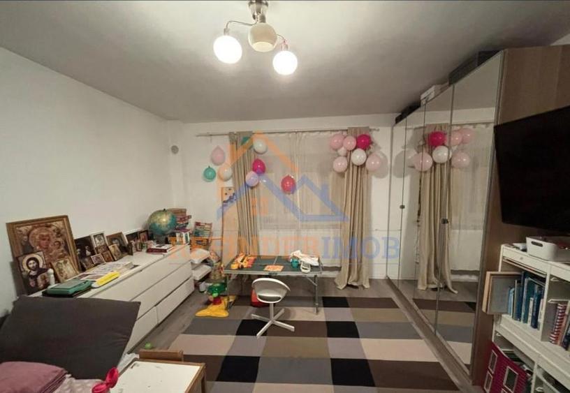 Apartament cu 2 camere decomandat în Mărgeanului