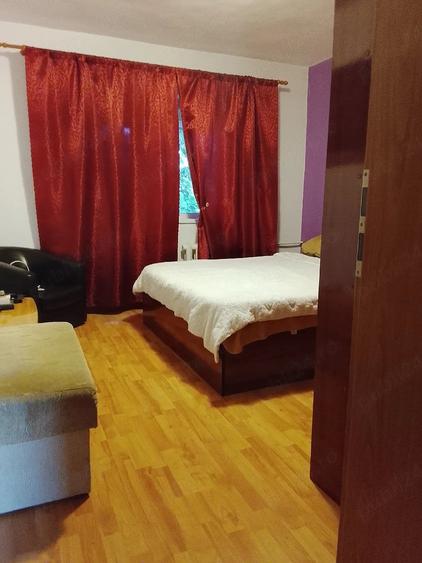 Apartament cu 3 camere decomandat în Ultracentral