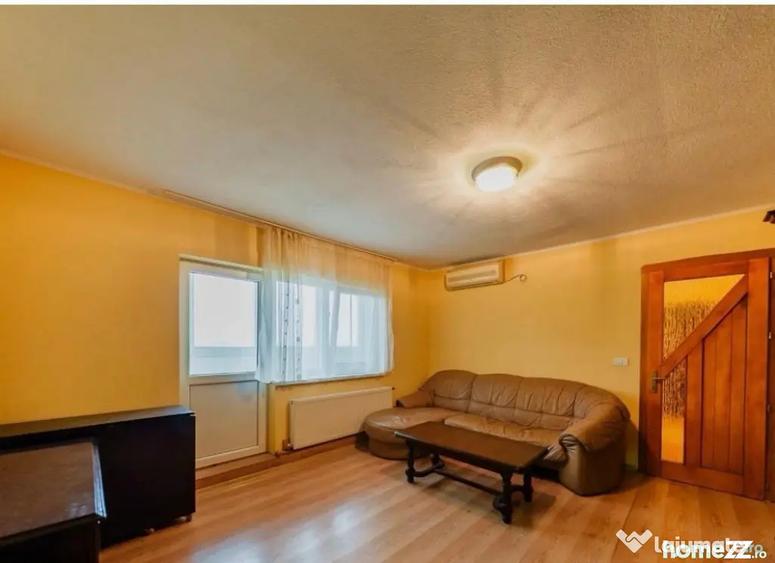 Apartament cu 2 camere semidecomandat în Miorița