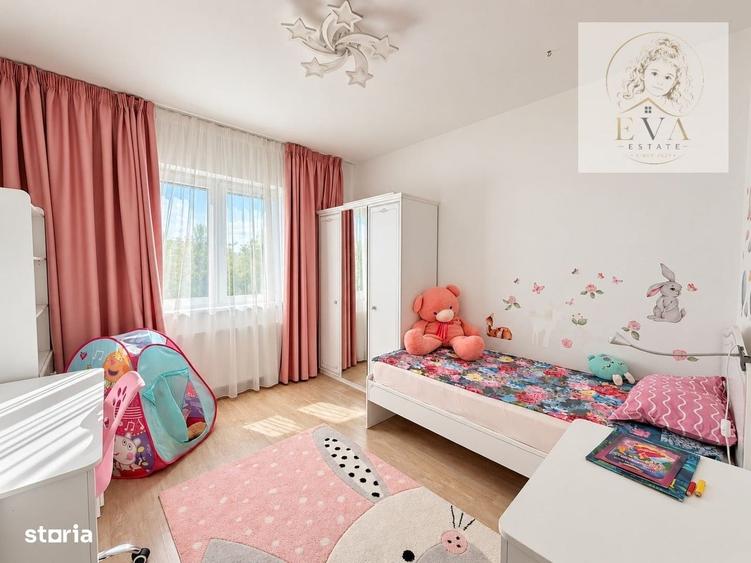 Casă cu 4 camere în Roșu