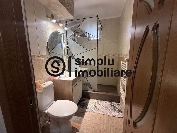 Apartament cu 3 camere semidecomandat în Calea Severinului