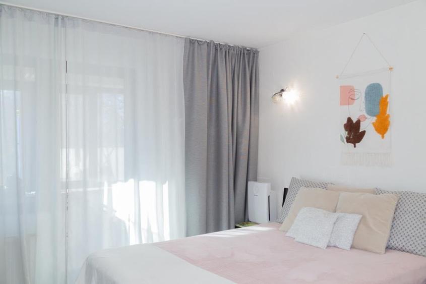 Apartament cu 3 camere decomandat, mobilat în Străulești