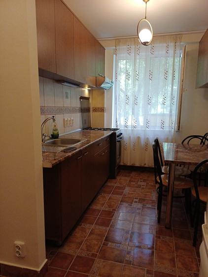 Apartament cu 2 camere semidecomandat în Izvorani