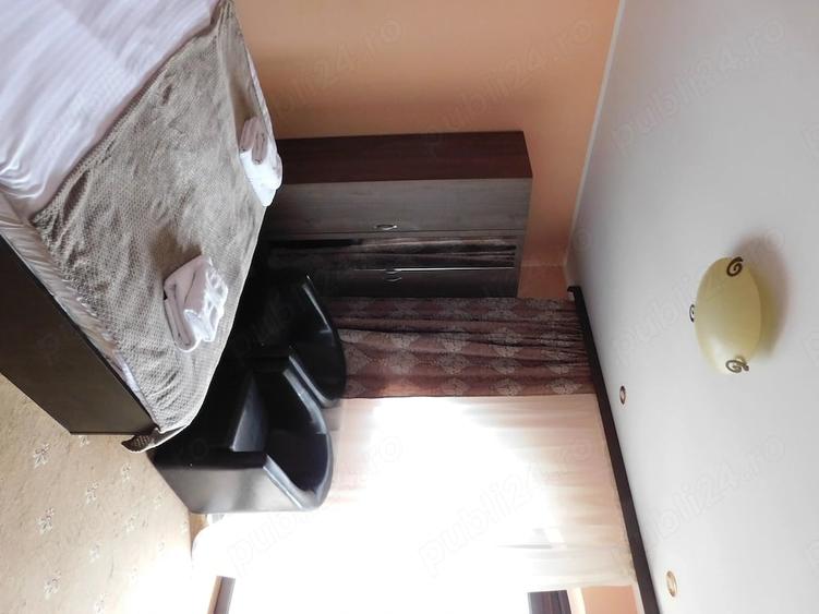 Casă cu Teren 383 Mp în Zamora