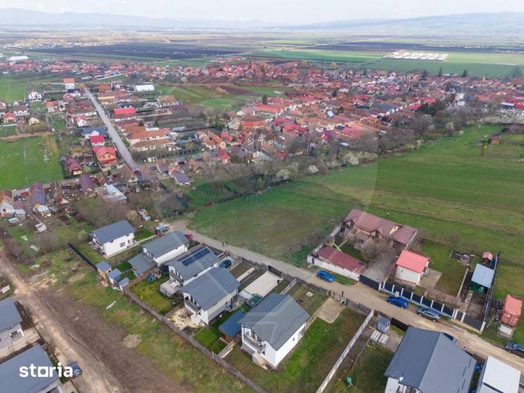 Teren intravilan cu vedere panoramica, utilita?i si pozi?ie excelenta! - 4