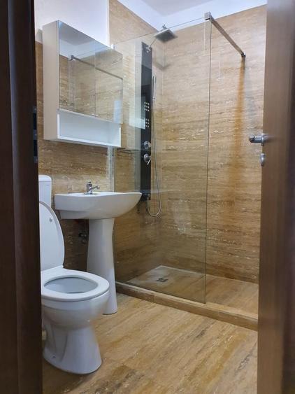 Apartament cu 2 camere semidecomandat în Lazaret