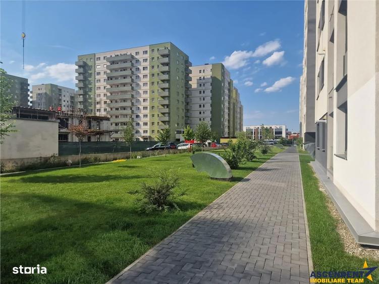Garsonieră decomandată, mobilată în Tractorul