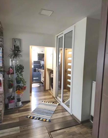 Apartament cu 2 camere decomandat, mobilat în Gara