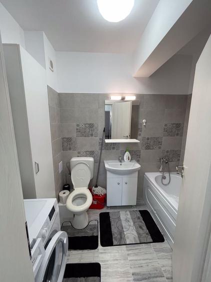 Apartament cu 2 camere decomandat în Berceni