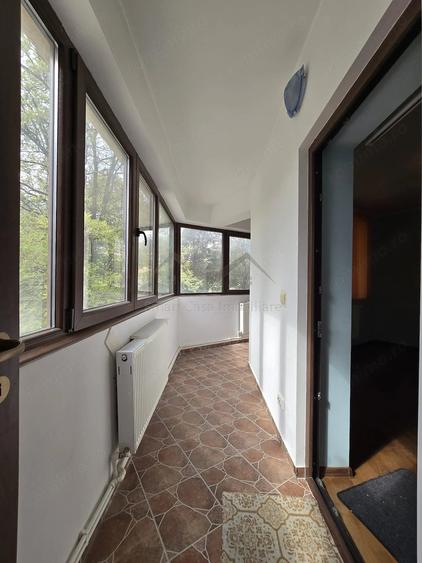 Apartament cu 2 camere decomandat în Filiași