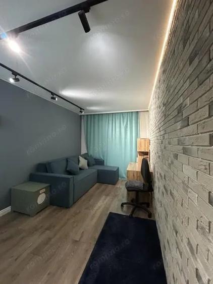 Apartament cu 2 camere decomandat în Aradului