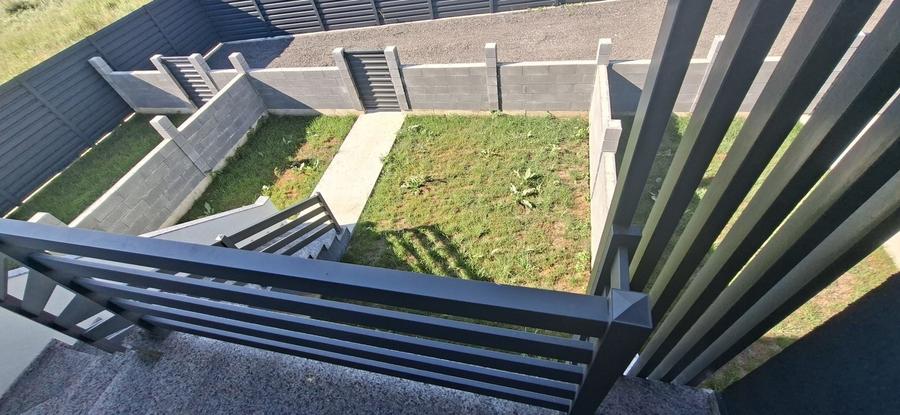 Apartament cu 3 camere în Lețcani
