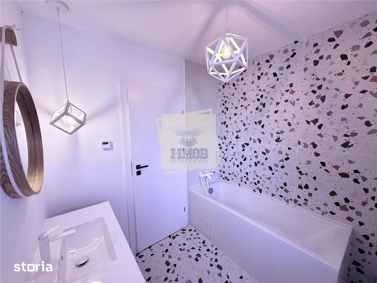 Casă cu 5 camere cu Teren 427 Mp în Central