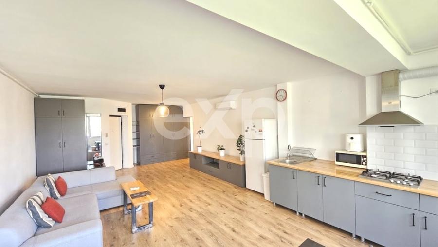 Apartament cu 2 camere semidecomandat, mobilat în Pipera