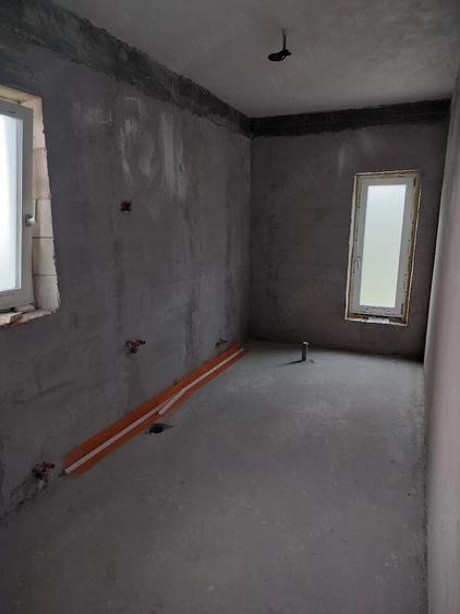 Casă cu Teren 1200 Mp în Copăcelu