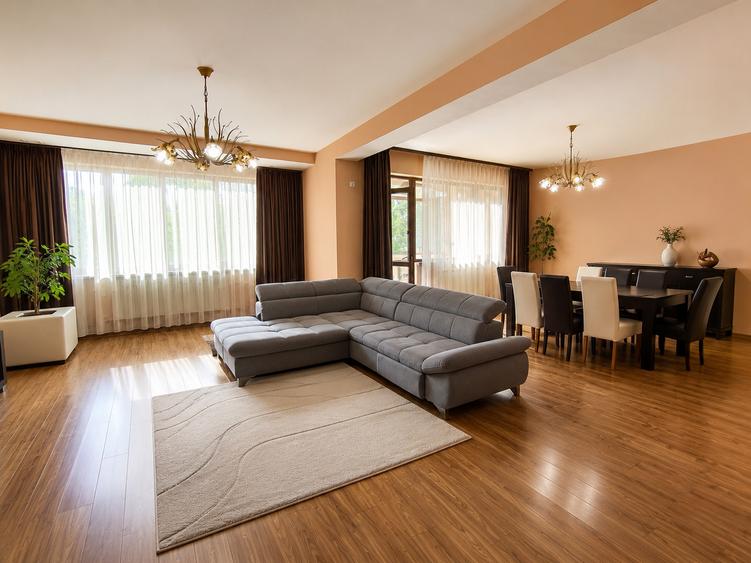 Apartament cu 2 camere decomandat, mobilat în Peninsula