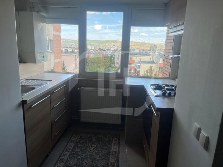 Apartament cu 4 camere decomandat, mobilat în Gheorgheni
