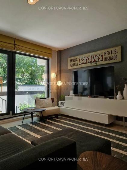 Apartament cu 3 camere în Victoriei