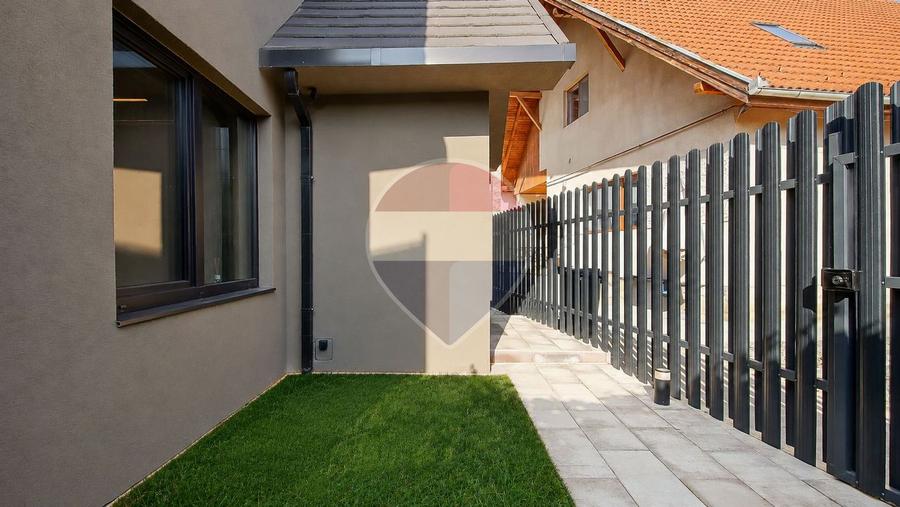 Casă individuală cu 3 camere cu Teren 230 Mp în Bartolomeu