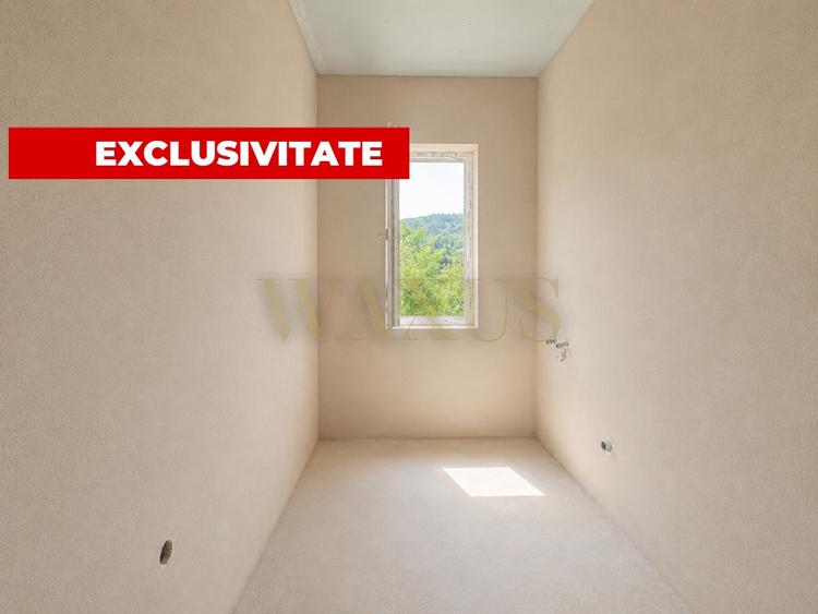 Duplex cu 4 camere cu Canalizare în Florești