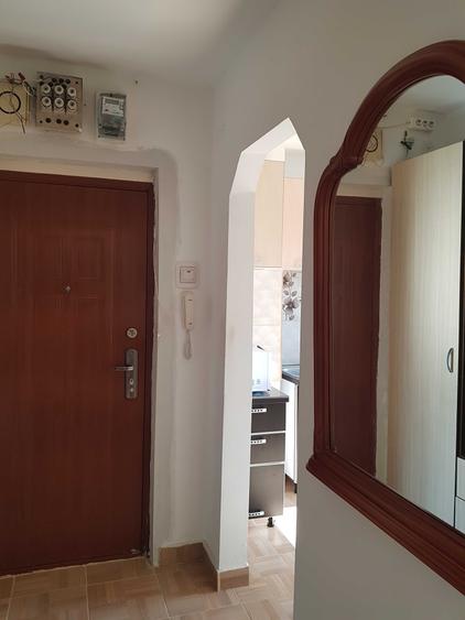 Inchiriez apartament 2 camere - 8
