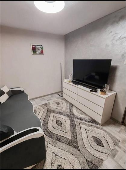 Apartament cu 2 camere decomandat în 7 Noiembrie