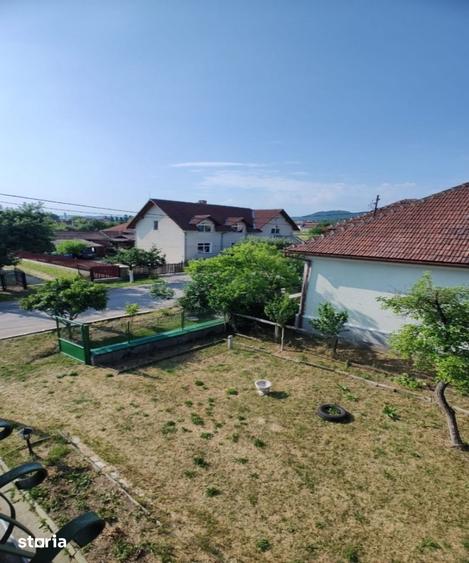 Casă cu 5 camere cu Teren 250 Mp în Baia de Criș