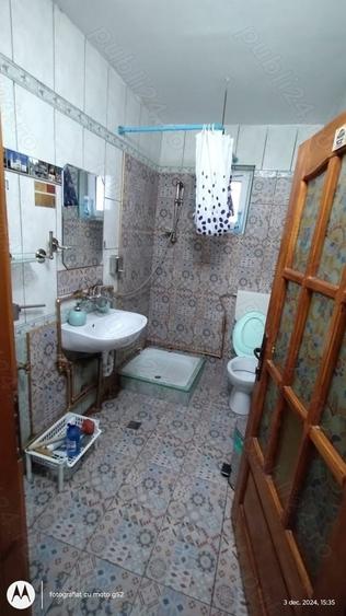 Casă cu 6 camere cu Teren 1000 Mp în Aleșd