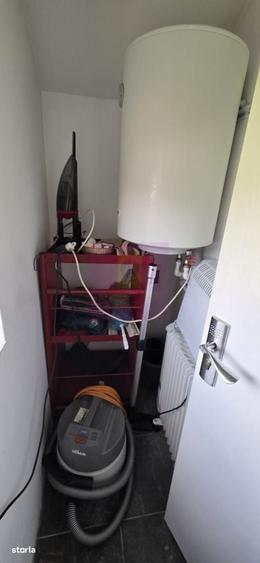 Casă cu 4 camere în Trăisteni