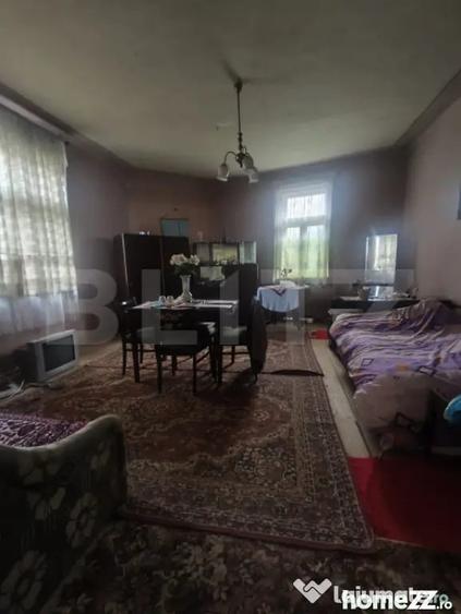 Casă cu 3 camere cu Teren 3900 Mp în Războieni-Cetate