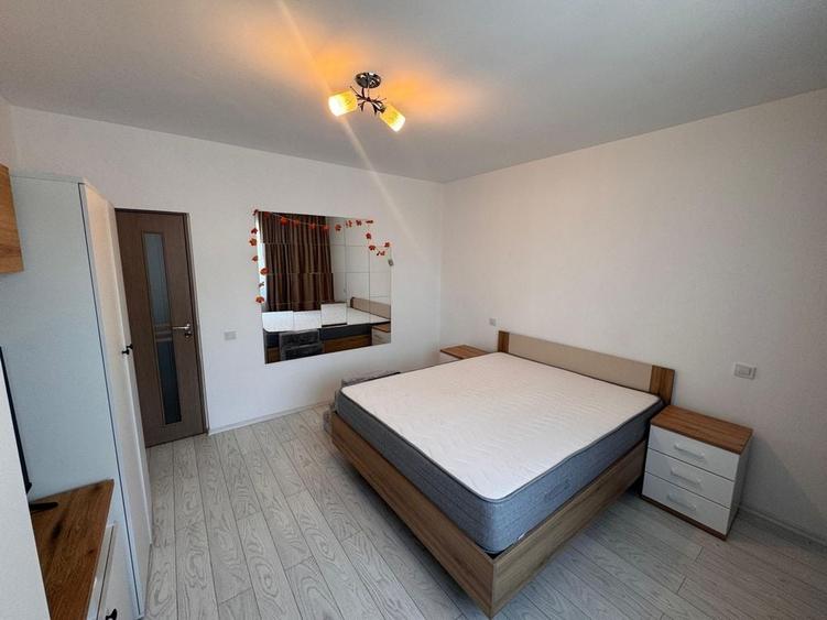 Apartament cu 2 camere decomandat în Florești