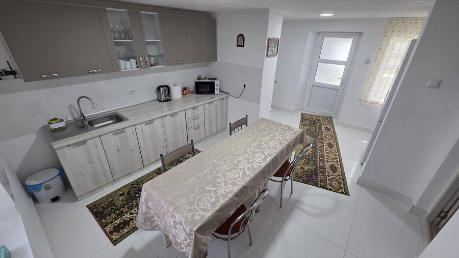 Casă cu 3 camere în Mihail Kogălniceanu