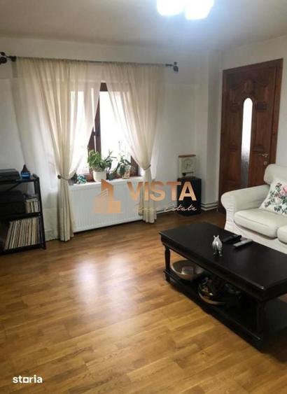 Casă cu 5 camere cu Teren 490 Mp în Vulcan