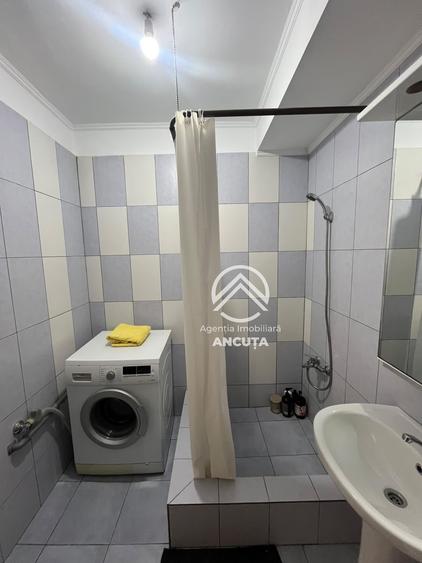 Apartament cu 2 camere semidecomandat în Florești