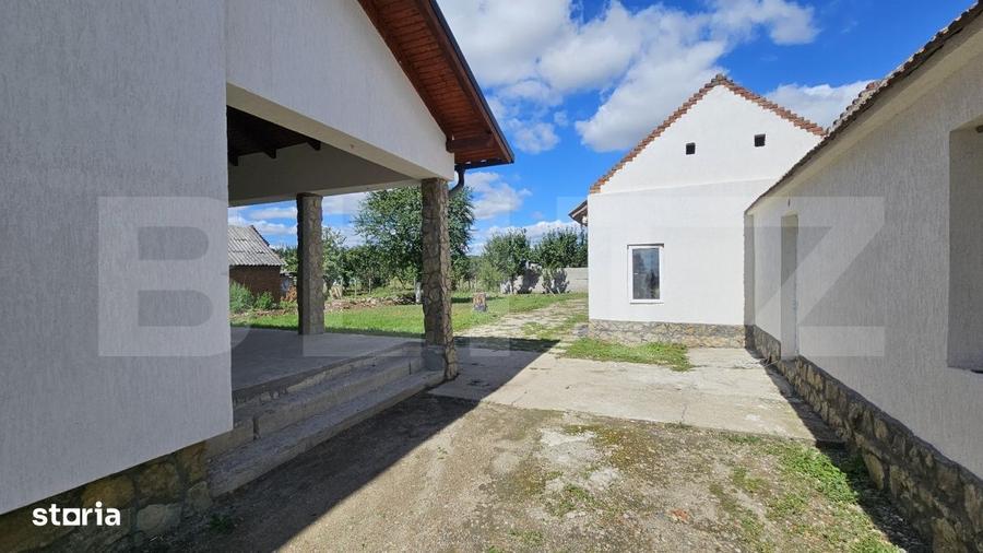 Casă cu 4 camere în Decebal