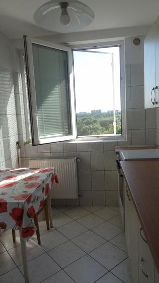 Apartament cu 2 camere semidecomandat în Tineretului