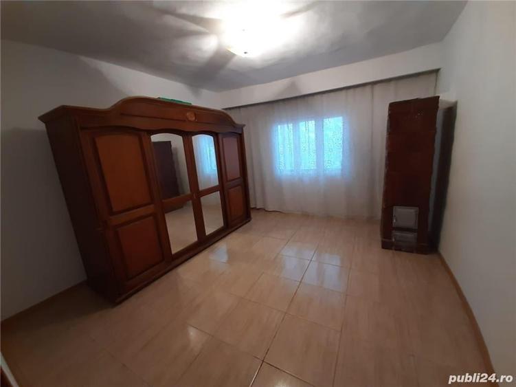 Casă cu 4 camere în Năvodari