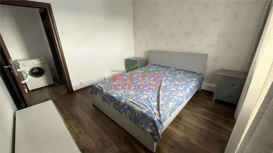 Apartament cu 3 camere decomandat în