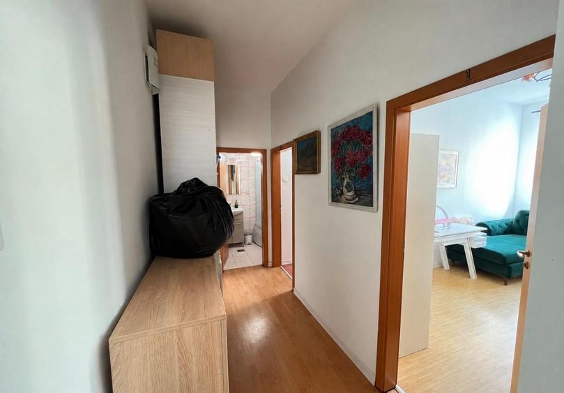 Apartament cu 2 camere decomandat, mobilat în Brașovul Vechi
