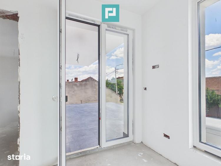 Casă cu 4 camere cu Teren 464 Mp în Pârneava