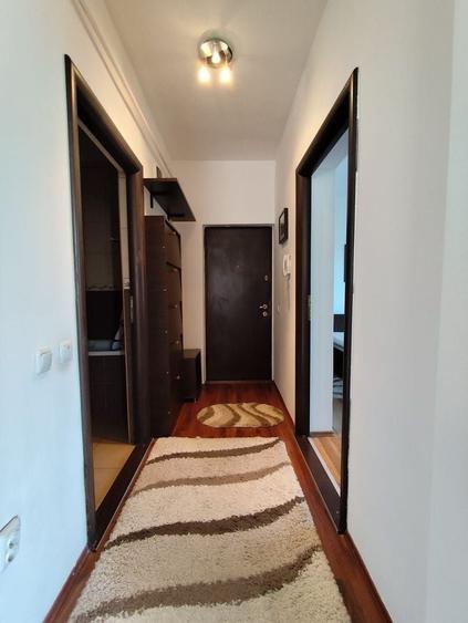 Apartament cu 2 camere decomandat, mobilat în Bună Ziua