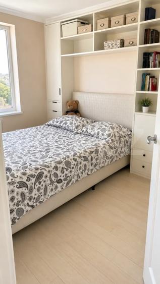 Apartament cu 4 camere decomandat, mobilat în Ultracentral